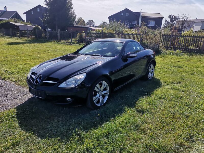 Schwarz Gebraucht 2006 Mercedes SLK280 Cabrio | 8.888 € (Guter Preis) - Bild 1/4