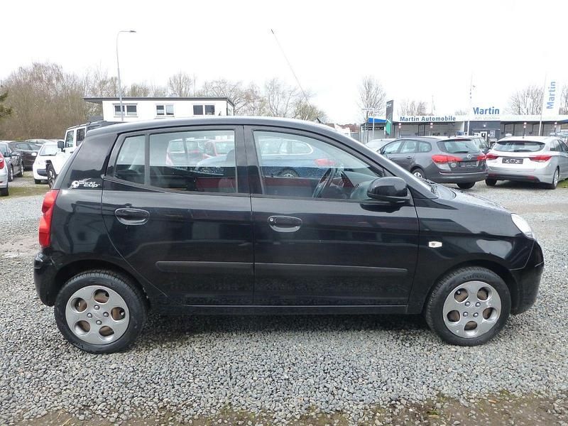 Gebraucht Kia Picanto Attract 65 PS (47 kW) 2010 Schwarz Kleinwagen