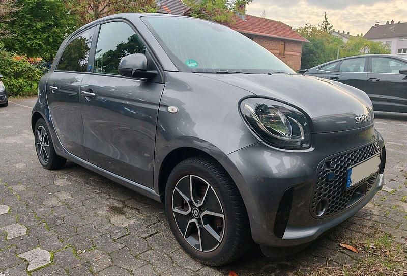 Grau Gebraucht 2020 Smart ForFour Electric Drive Kleinwagen | 8.800 € (Fairer Preis) - Bild 1/4
