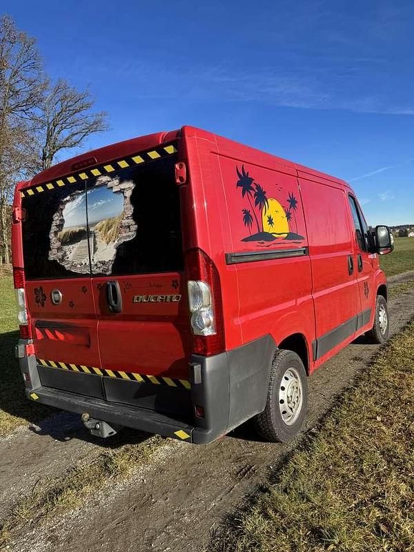 Gebraucht Fiat Ducato 101 PS (74 kW) 2010 Rot Van