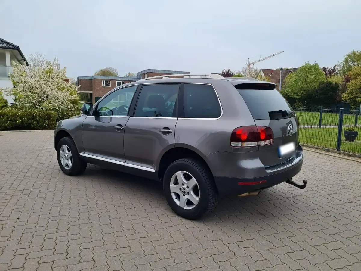 Gebraucht VW Touareg 239 PS (175 kW) 2008 Grau SUV