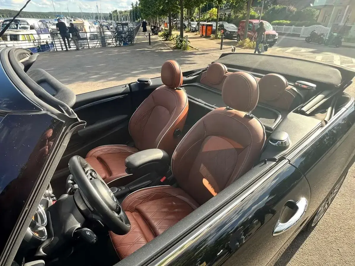 Gebraucht Mini Cooper S Cabriolet 192 PS (141 kW) 2016 Schwarz Cabrio