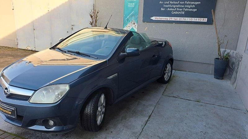 Gebraucht Opel Tigra 90 PS (66 kW) 2006 Grau Cabrio