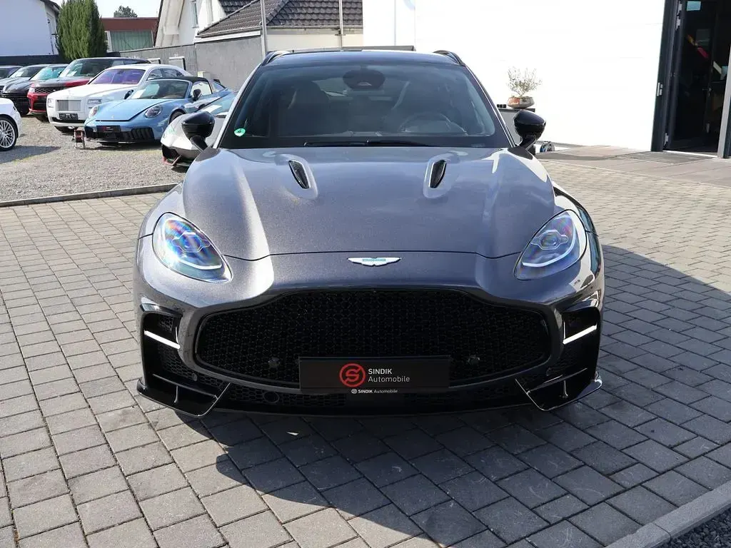 Occasion Aston Martin DBX 727 ch (534 kW) 2026 Gris SUV