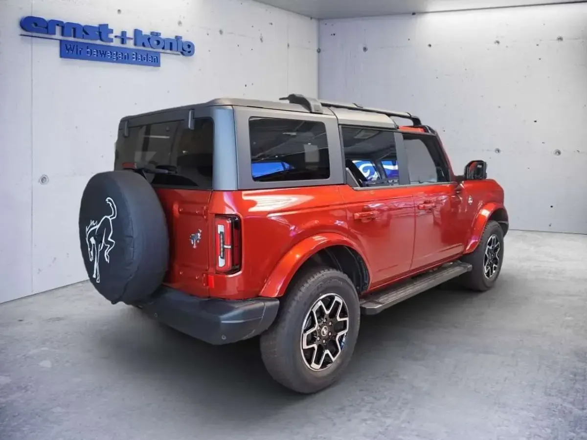 Gebraucht Ford Bronco Outer Banks 334 PS (245 kW) 2025 Rot SUV