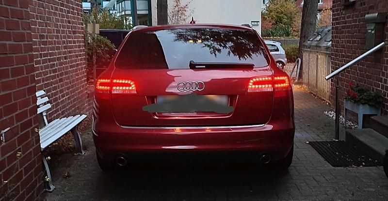 Gebraucht Audi A6 239 PS (175 kW) 2011 Rot Kombi