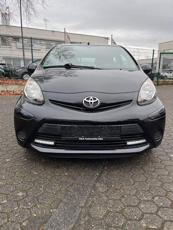 Gebraucht Toyota Aygo Cool 68 PS (50 kW) 2012 Schwarz Kleinwagen