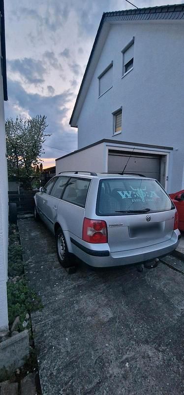 Gebraucht VW Passat 116 PS (85 kW) 2002 Silber Kombi