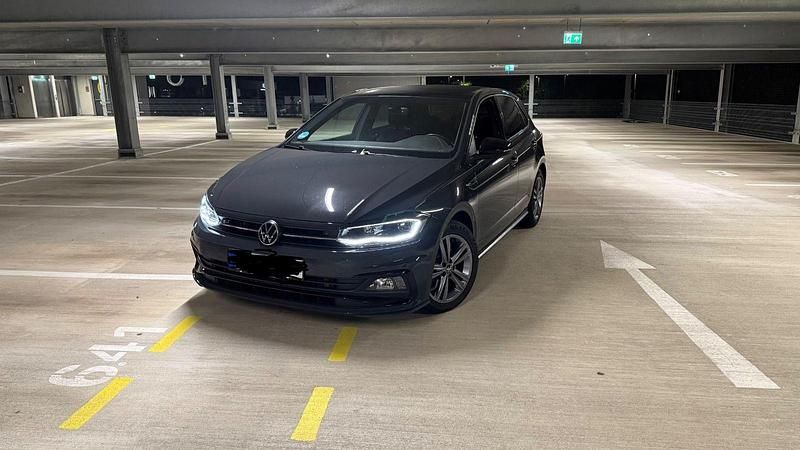 Grau Gebraucht 2021 VW Polo R-line Kleinwagen | 16.500 € (Superpreis) - Bild 1/4