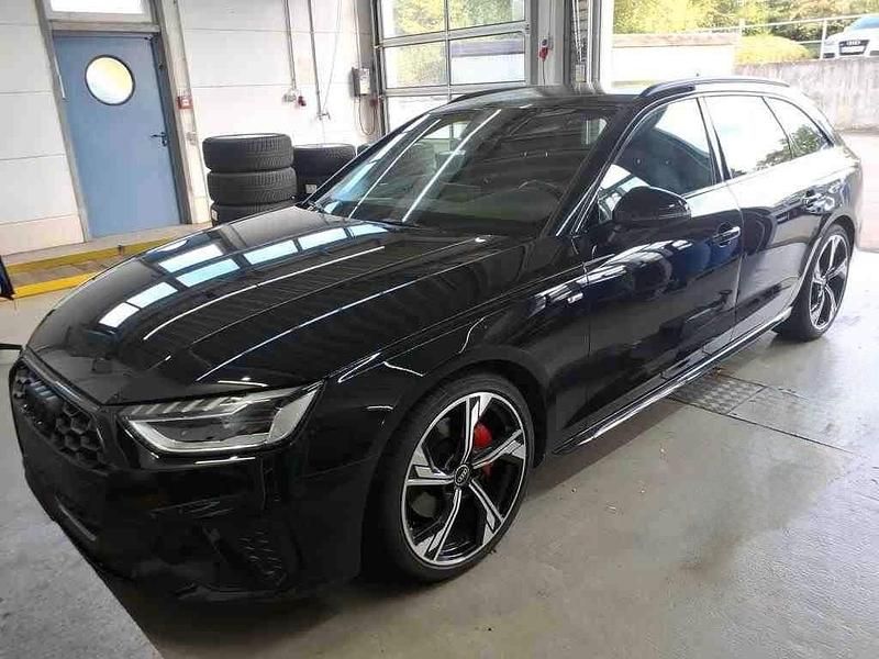 Mythosschwarz metallic Gebraucht 2022 Audi A4 Competition Kombi | 31.970 € (Guter Preis) - Bild 1/4