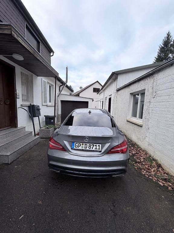 Gebraucht Mercedes CLA200 156 PS (114 kW) 2018 Grau Coupé