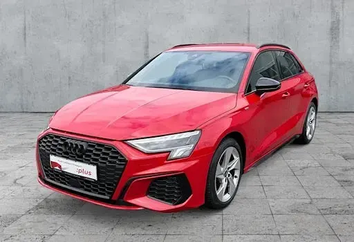 Gebraucht Audi A3 S-Line 116 PS (85 kW) 2023 Rot Limousine