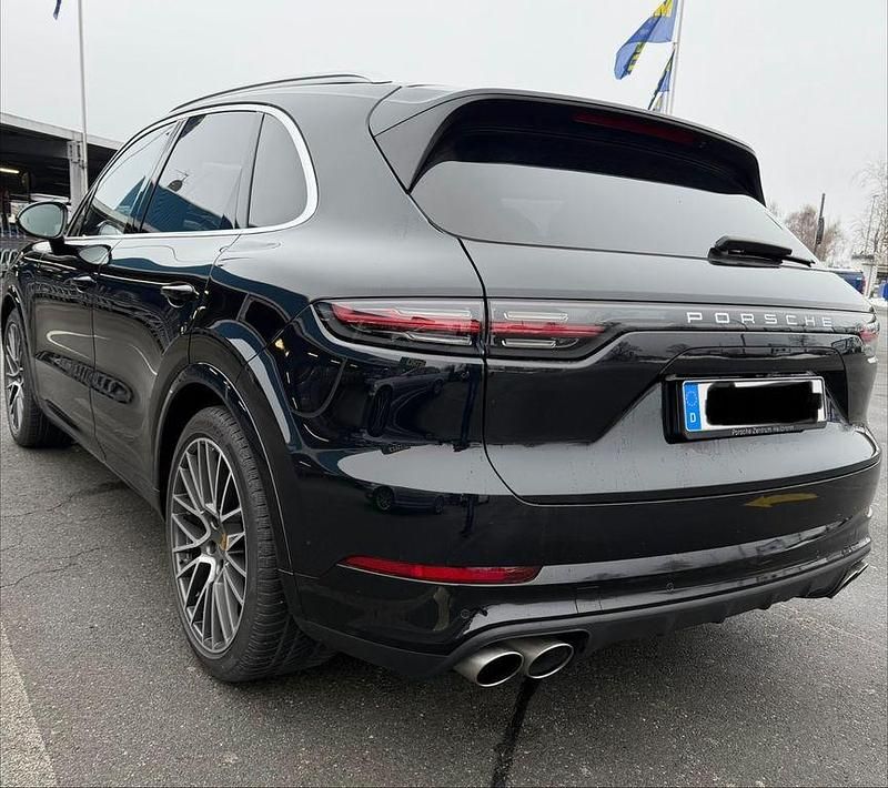 Gebraucht Porsche Cayenne 441 PS (324 kW) 2018 Schwarz SUV