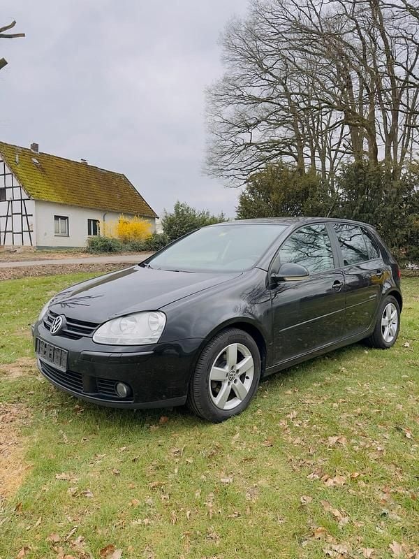 Gebraucht VW Golf VI 80 PS (58 kW) 2008 Schwarz Kleinwagen