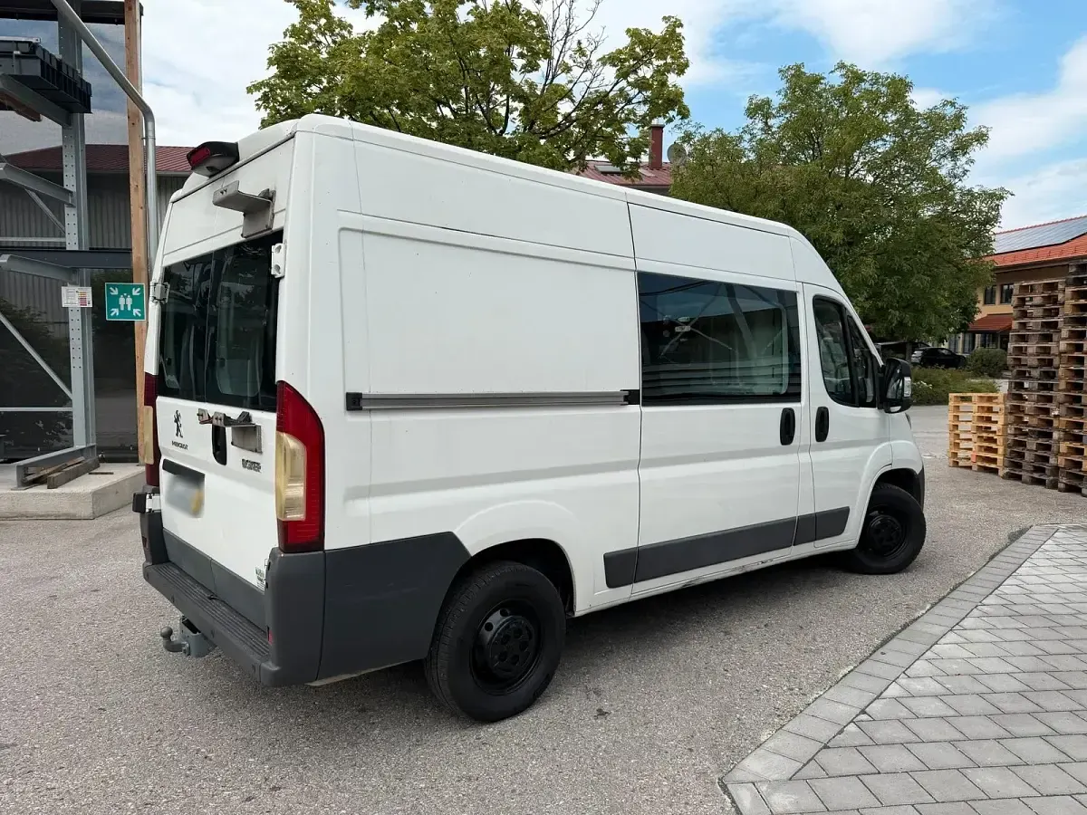 Gebraucht Peugeot Boxer 150 PS (110 kW) 2017 Weiß Van