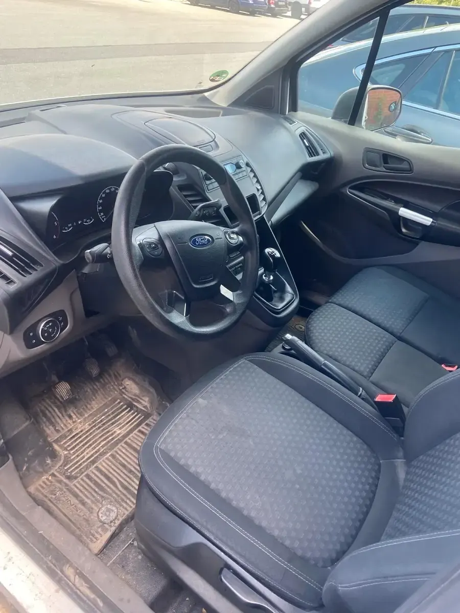 Gebraucht Ford Transit Connect 120 PS (88 kW) 2019 Weiß Van / Kleinbus