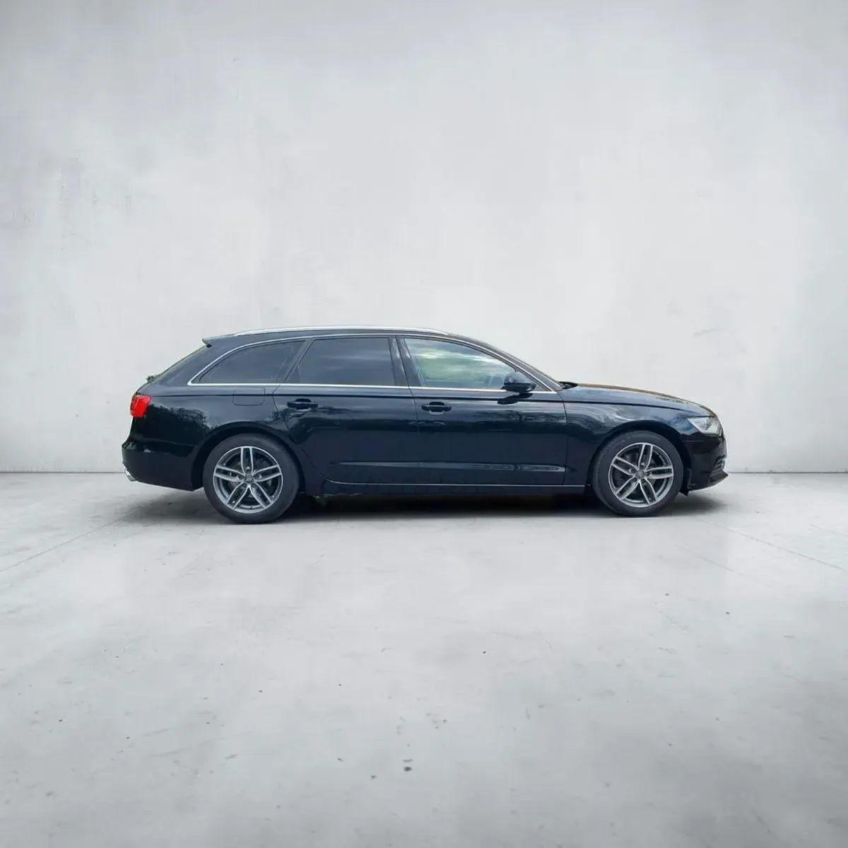 Gebraucht Audi A6 179 PS (131 kW) 2012 Schwarz Kombi
