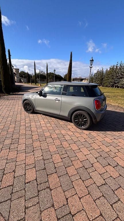 Gebraucht Mini ONE 102 PS (75 kW) 2017 Grau Kleinwagen