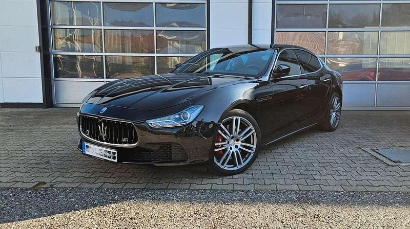 Gebraucht Maserati Ghibli 275 PS (202 kW) 2017 Schwarz Limousine