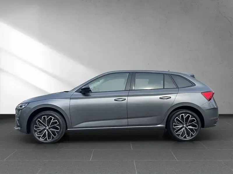 Gebraucht Skoda Scala 150 PS (110 kW) 2026 Grau Kleinwagen