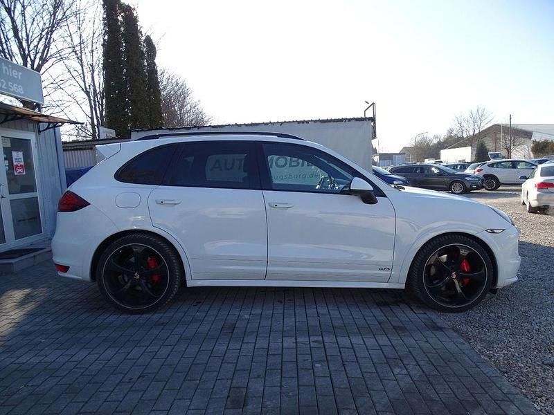 Usata Porsche Cayenne GTS 420 CV (308 kW) 2013 Bianco SUV