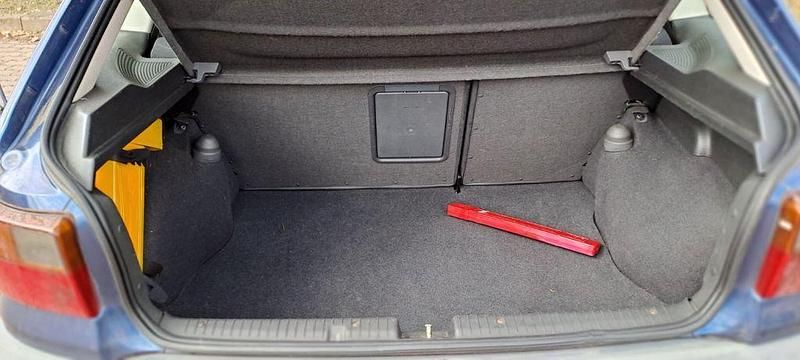 Gebraucht Opel Astra 75 PS (55 kW) 1998 Blau Limousine