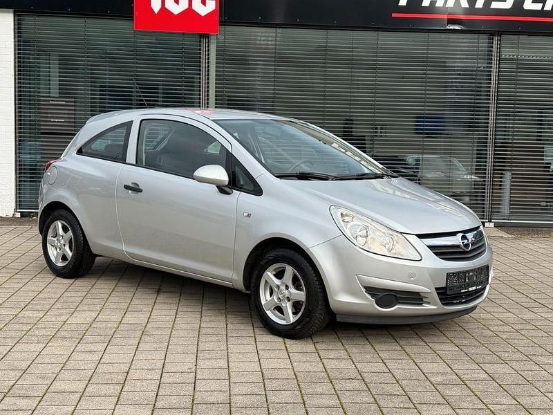 Silber Gebraucht 2009 Opel Corsa Selection Kleinwagen | 5.900 € (Etwas zu teuer) - Bild 1/4
