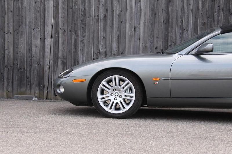 Gebraucht Jaguar XKR S 396 PS (291 kW) 2003 Grau Cabrio