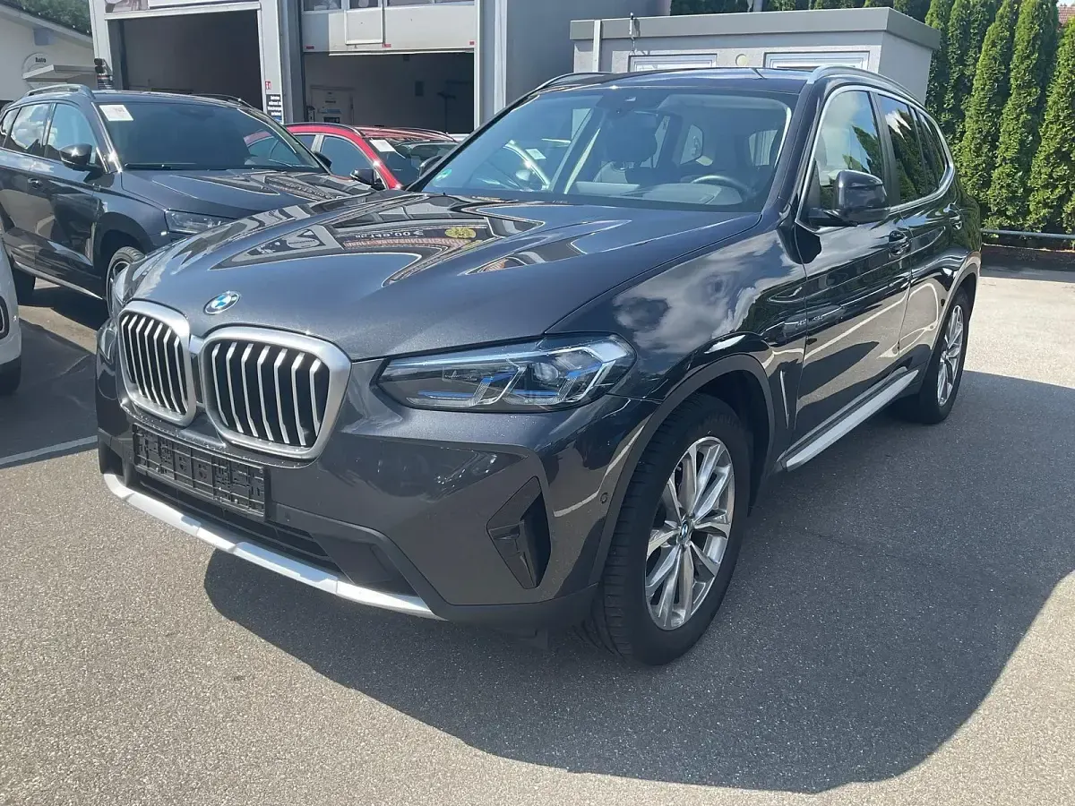 Gebraucht BMW X3 190 PS (139 kW) 2023 SUV