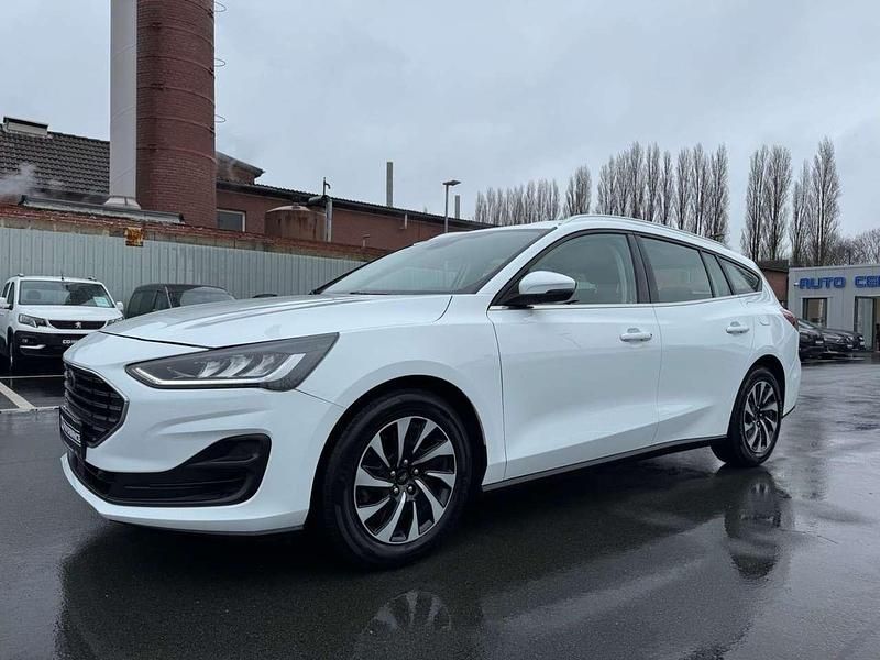 Gebraucht Ford Focus Style 125 PS (91 kW) 2022 Weiß Kombi