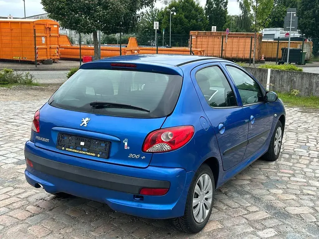 Gebraucht Peugeot 206+ Basis 75 PS (55 kW) 2009 Blau Kleinwagen