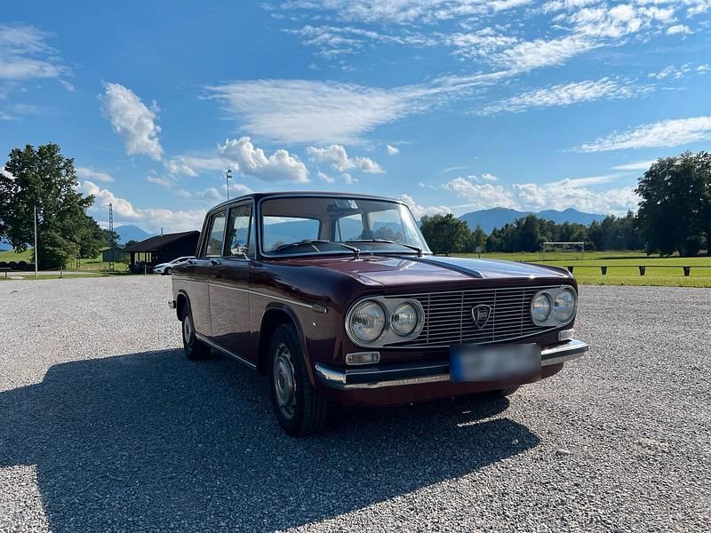 Gebraucht Lancia Fulvia 85 PS (62 kW) 1971 Rot Limousine
