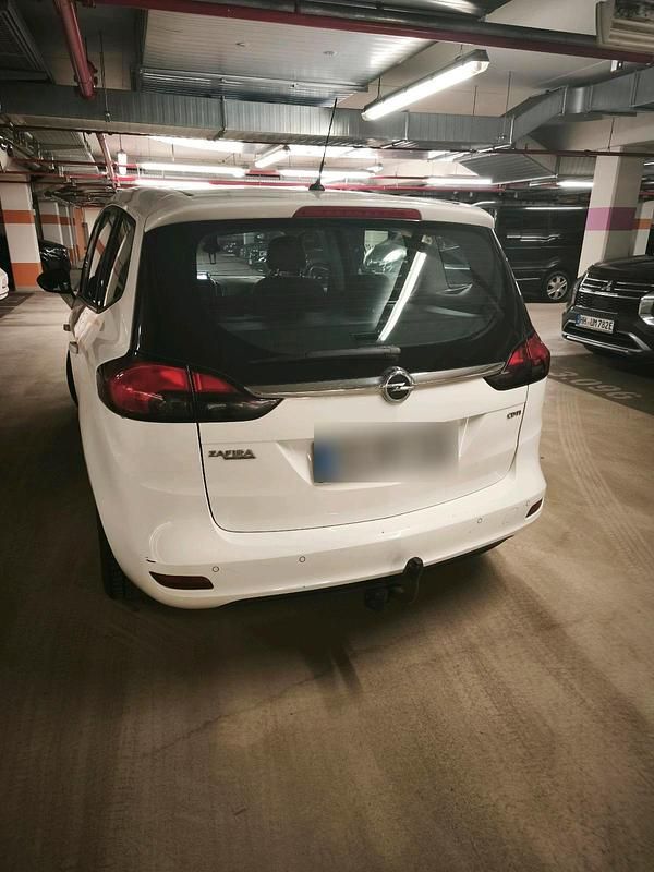 Gebraucht Opel Zafira 120 PS (88 kW) 2016 Weiß Van / Kleinbus