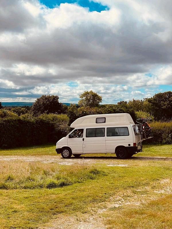 Weiß Gebraucht 1993 VW T4 California Van | 12.000 € - Bild 1/4