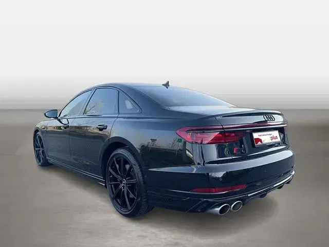 Gebraucht Audi S8 Sport 571 PS (419 kW) 2022 Mythosschwarz metallic Limousine
