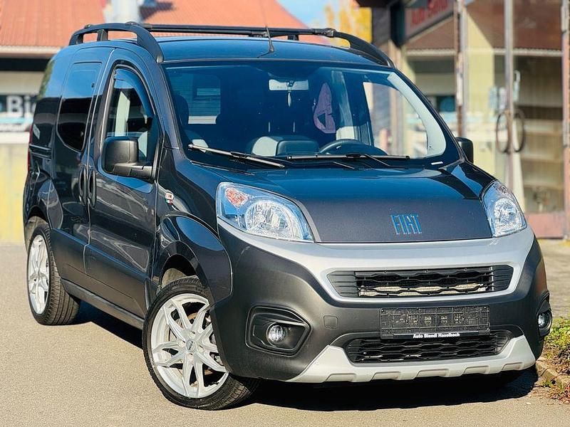 Grau Gebraucht 2022 Fiat Fiorino Van | 12.999 € (Fairer Preis) - Bild 1/4