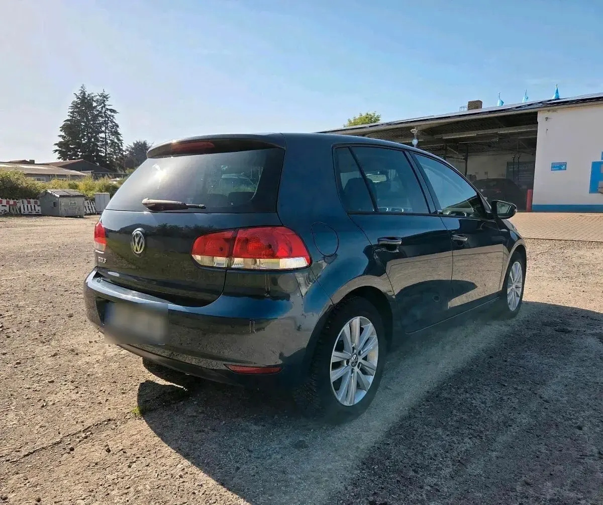 Gebraucht VW Golf VI Style 86 PS (63 kW) 2011 Blau Kleinwagen