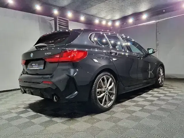 Gebraucht BMW 120 Shadowline 178 PS (130 kW) 2022 Black sapphire (metallic) Kleinwagen