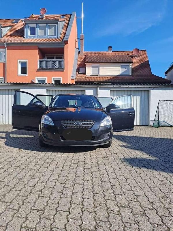 Gebraucht Kia Ceed EX 109 PS (80 kW) 2009 Kleinwagen