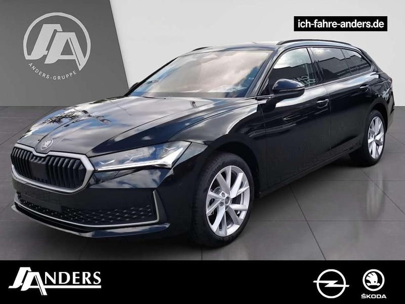 Gebraucht Skoda Superb Selection 150 PS (110 kW) 2025 Ebony schwarz Kombi