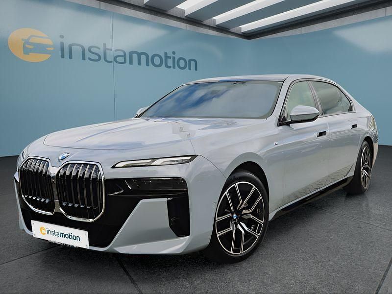 Grau Gebraucht 2024 BMW 740 Limousine | 91.349 € - Bild 1/4