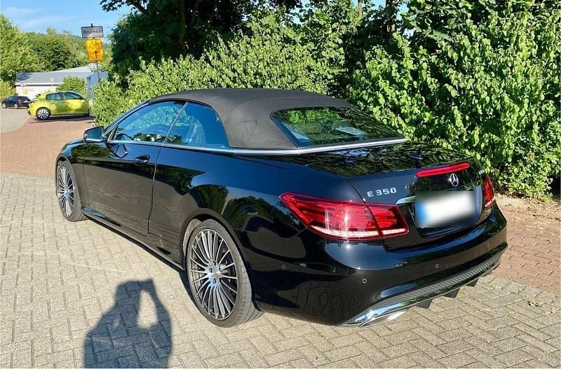Gebraucht Mercedes E350 AMG 252 PS (185 kW) 2014 Schwarz Cabrio