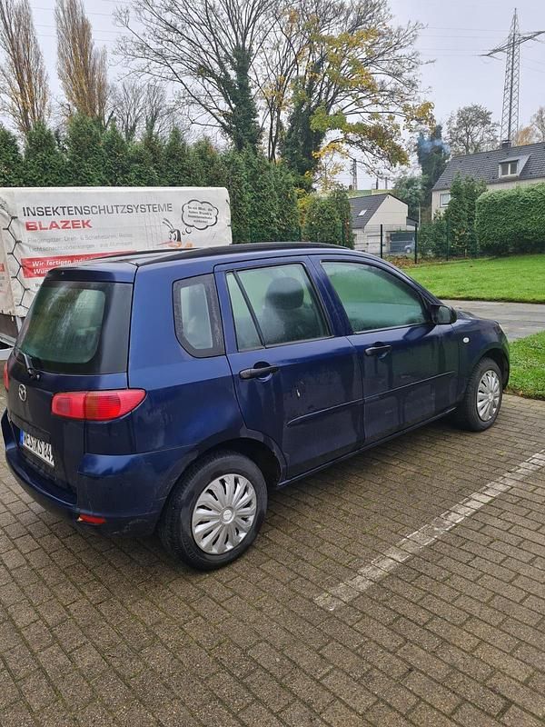 Blau Gebraucht 2003 Mazda 2 Kombi | 1.950 € (Fairer Preis) - Bild 1/4