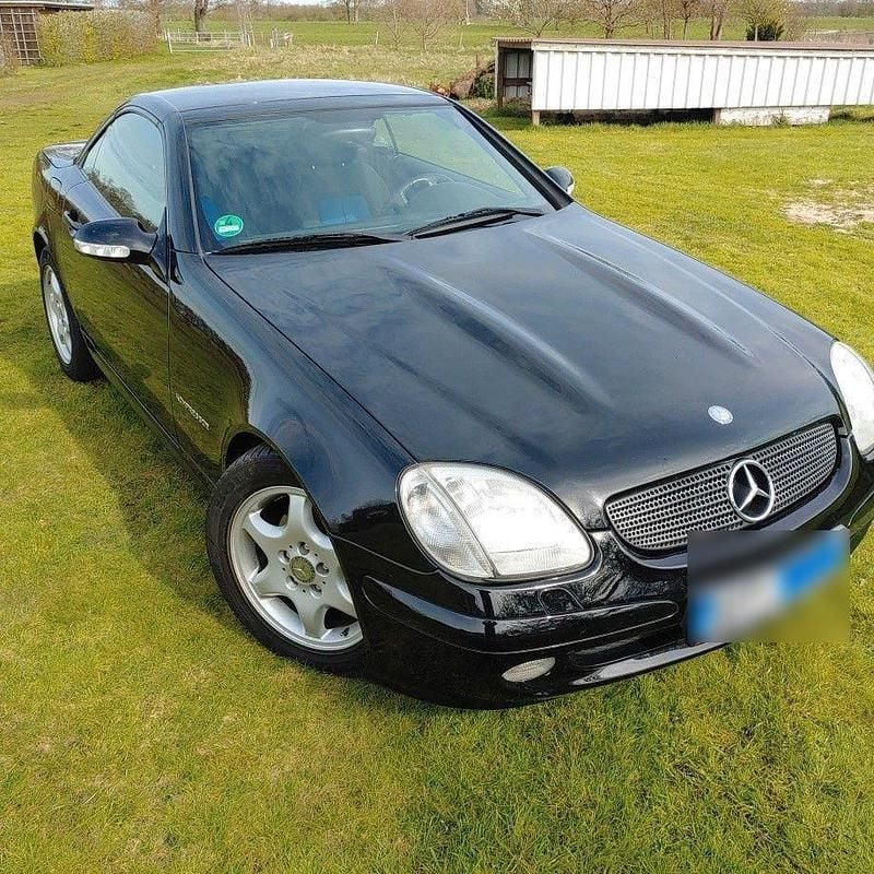 Second-hand Mercedes SLK200 163 CP (119 kW) 2001 Negru Cabrio