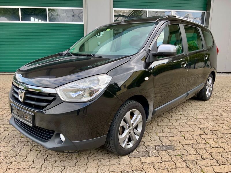 Schwarz Gebraucht 2015 Dacia Lodgy Celebration Van / Kleinbus | 5.390 € (Fairer Preis) - Bild 1/4