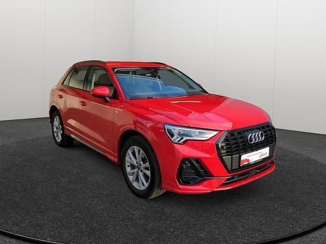 Gebraucht Audi Q3 S-Line 245 PS (180 kW) 2024 Progressivrot metallic SUV