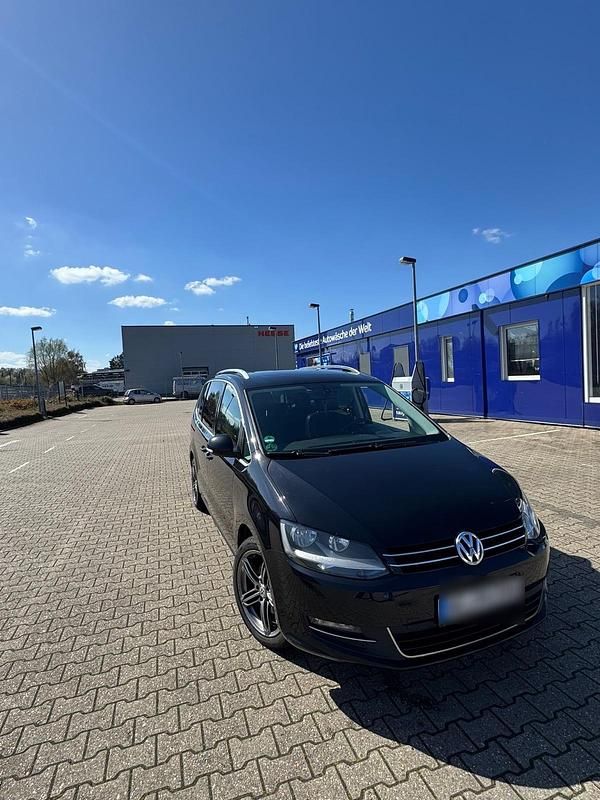 Gebraucht VW Sharan 177 PS (130 kW) 2012 Schwarz Van / Kleinbus