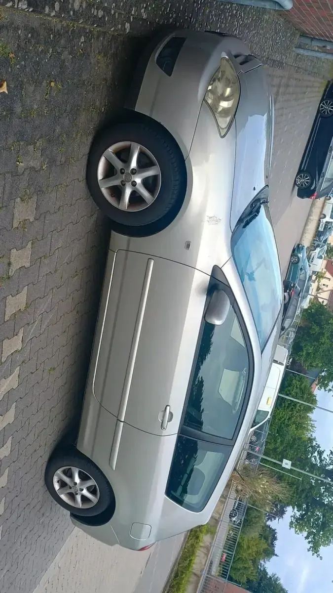 Gebraucht Toyota Corolla 97 PS (71 kW) 2005 Grau Kleinwagen
