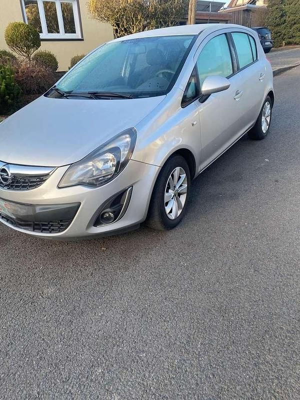 Gebraucht Opel Corsa 69 PS (50 kW) 2014 Silber Kleinwagen