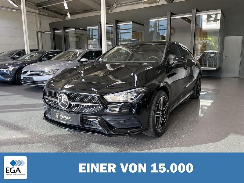 Schwarz Gebraucht 2022 Mercedes CLA250e Shooting Brake AMG line Kombi | 31.980 € (Fairer Preis) - Bild 1/4